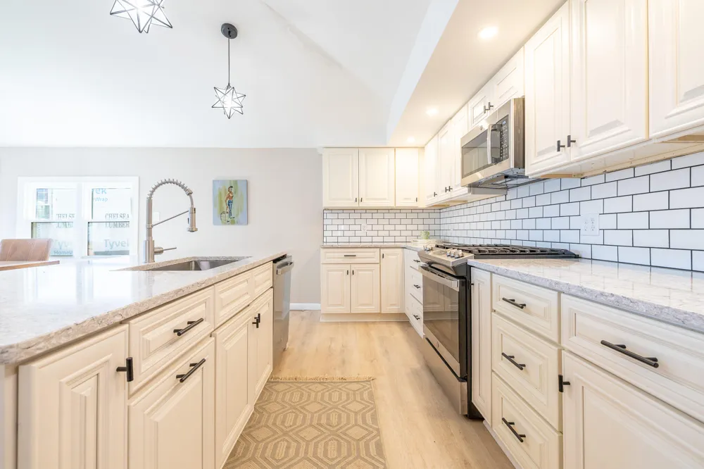 252 Evans Trail Tipton, MI 49287