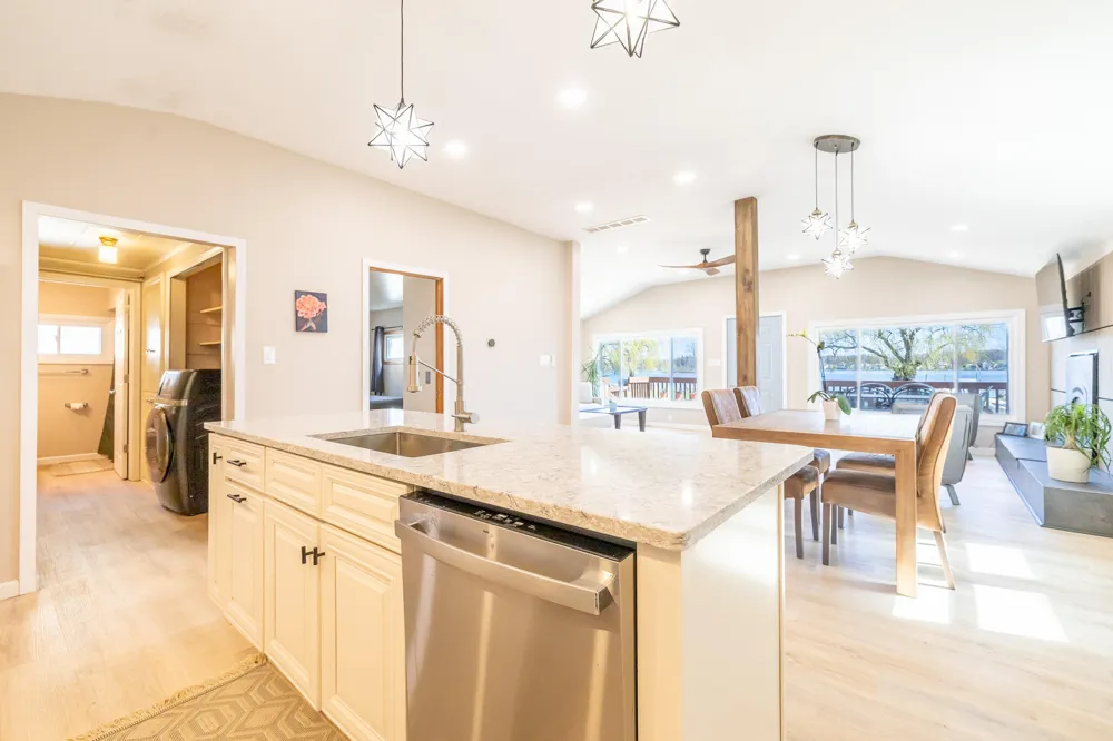 252 Evans Trail Tipton, MI 49287