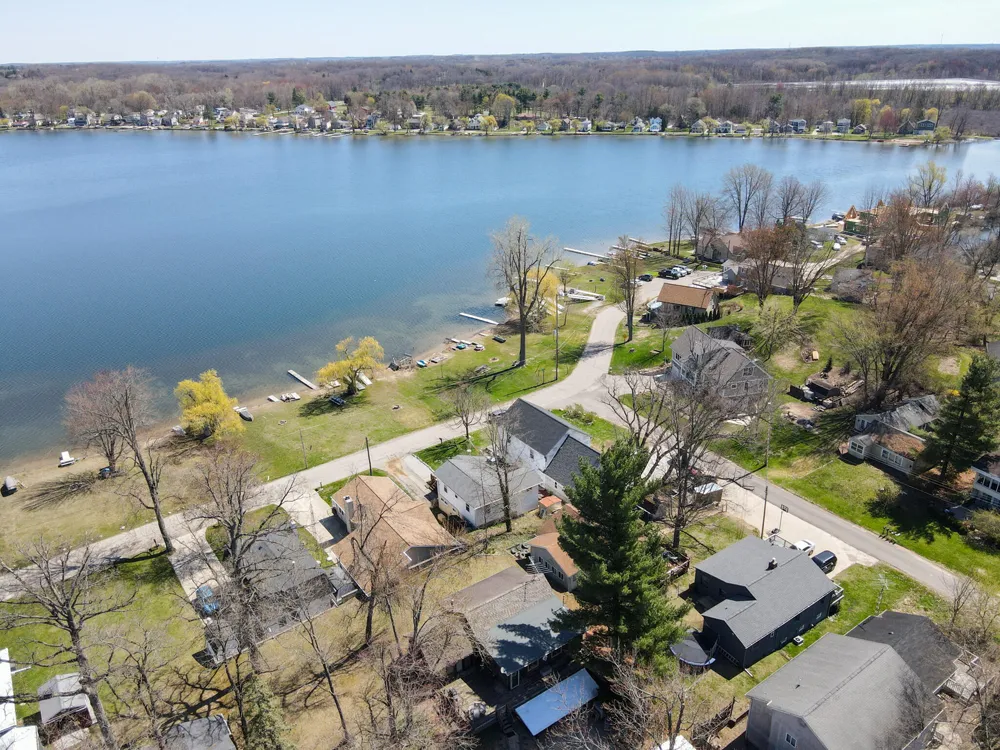 252 Evans Trail Tipton, MI 49287