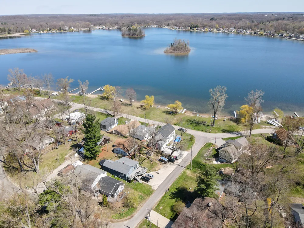 252 Evans Trail Tipton, MI 49287