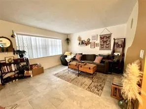 1100 SE 4TH AVENUE #13