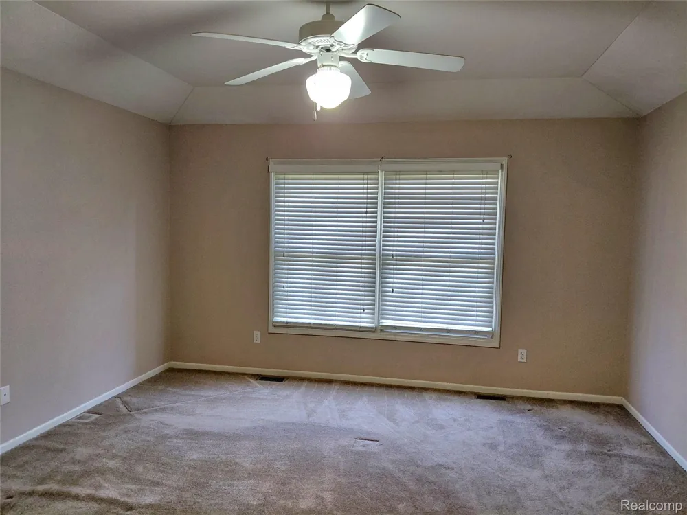 47752 River Woods Drive Canton Charter Township, MI 48188