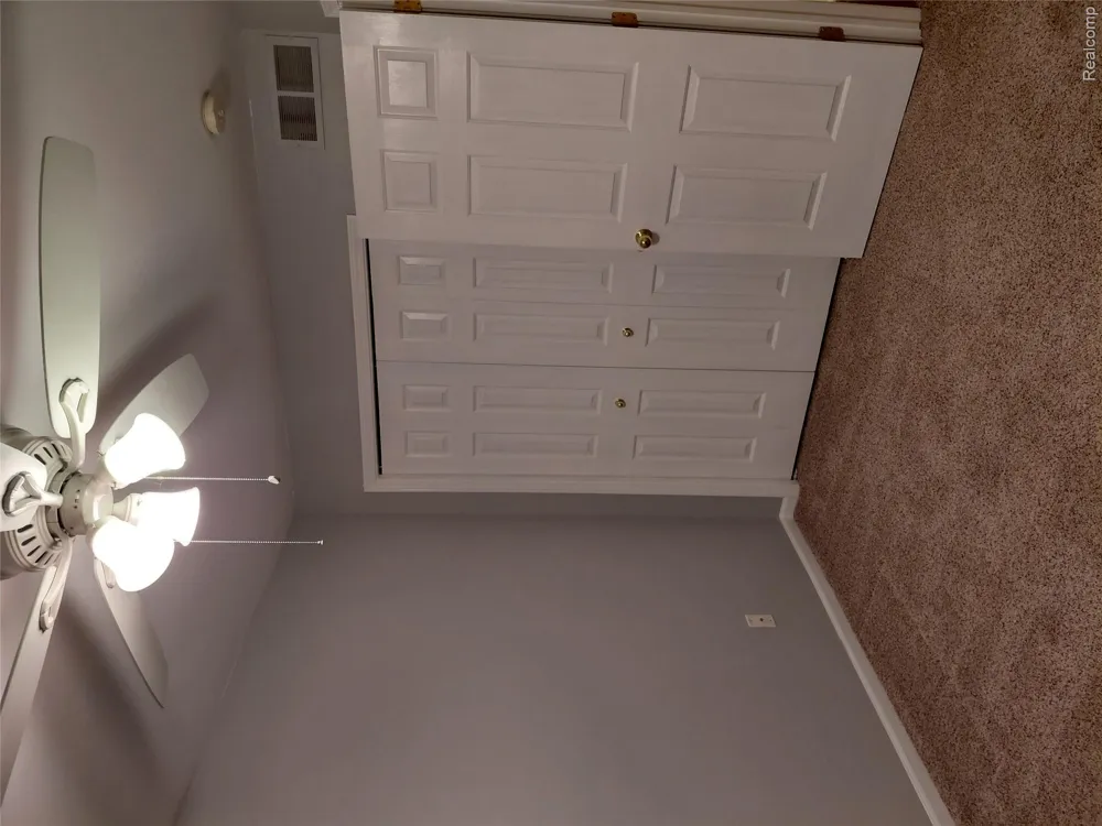 47752 River Woods Drive Canton Charter Township, MI 48188