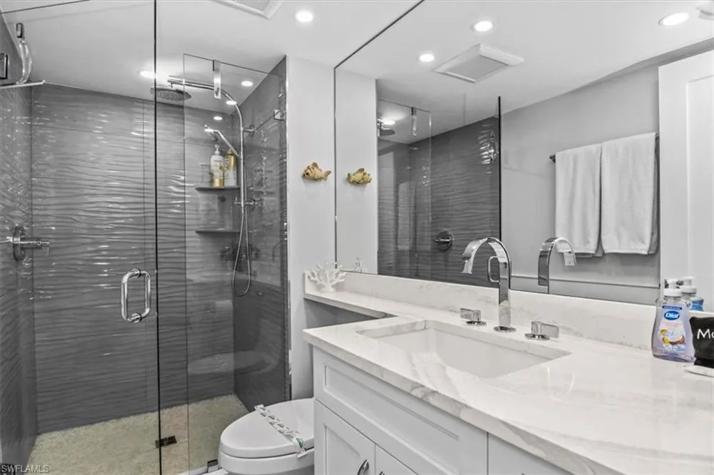 1085 Bald Eagle Drive #A209 Marco Island, FL 34145