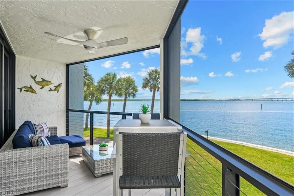 1085 Bald Eagle Drive #A209 Marco Island, FL 34145