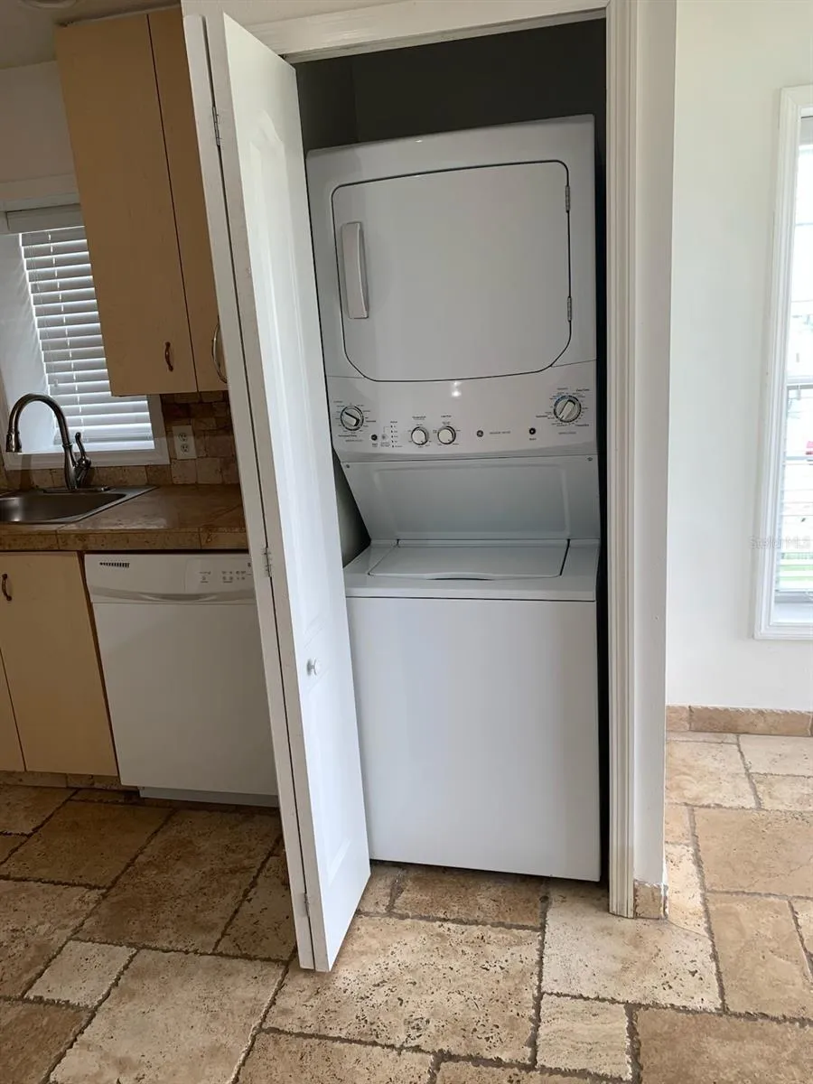 1908 S OCEAN SHORE BOULEVARD #B Flagler Beach, FL 32136