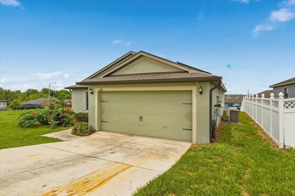 1603 ELLINGTON DRIVE Dundee, FL 33838