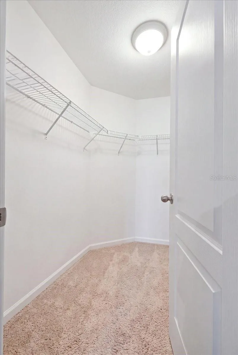 1603 ELLINGTON DRIVE Dundee, FL 33838