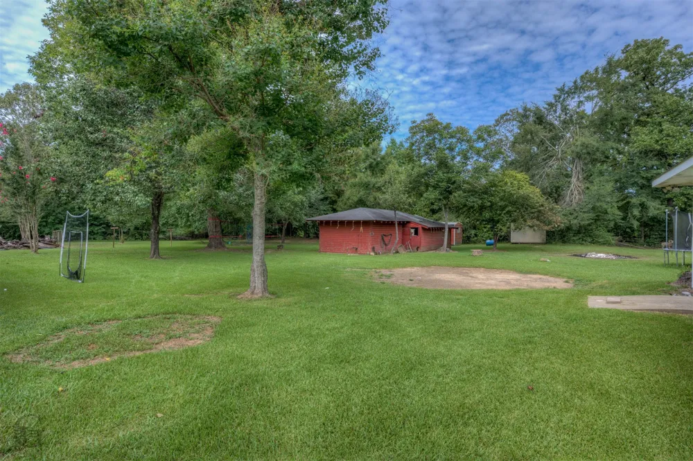 7168 Highway 371 Coushatta, LA 71019