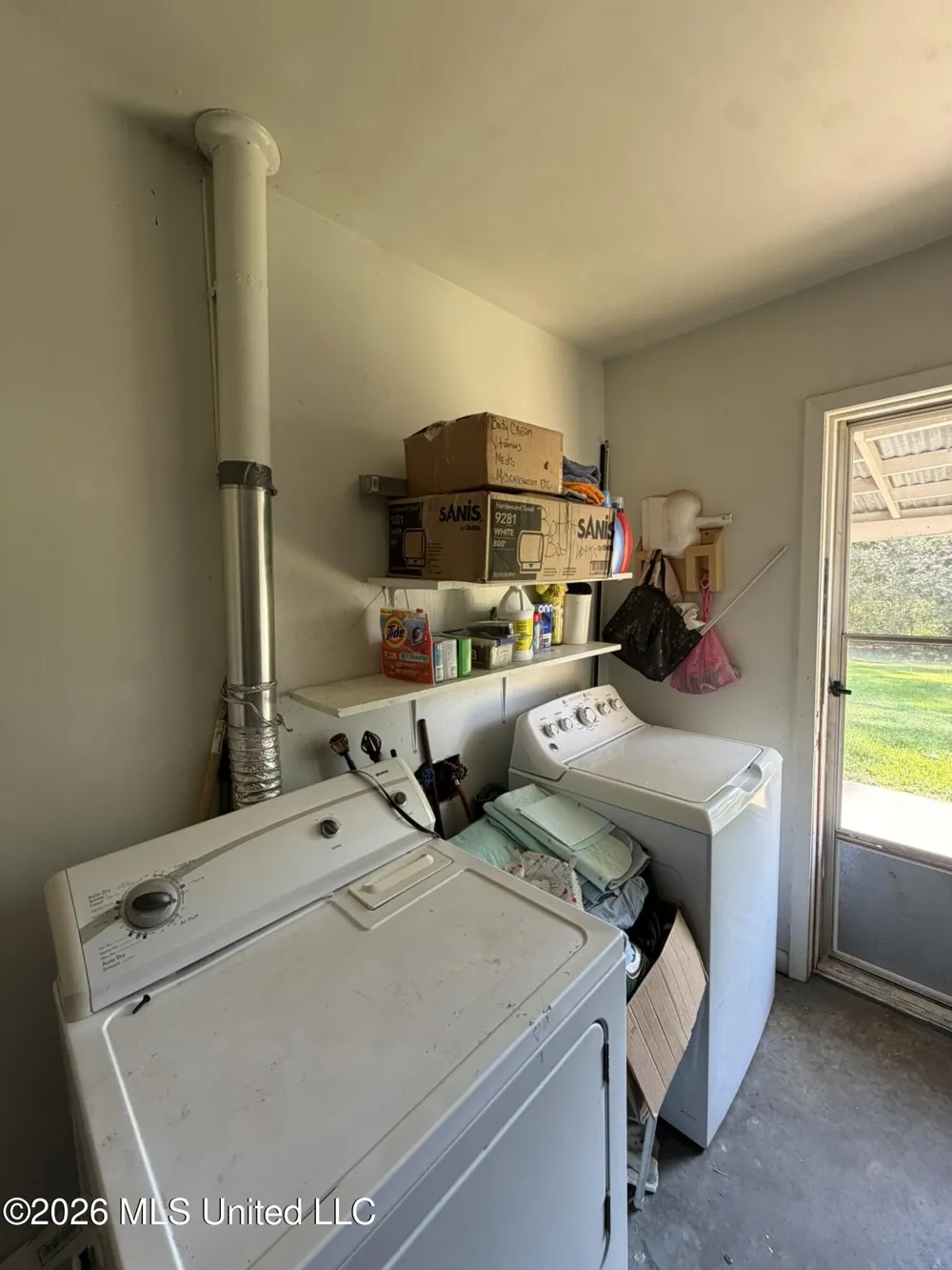 305 John Glenn Avenue Natchez, MS 39120