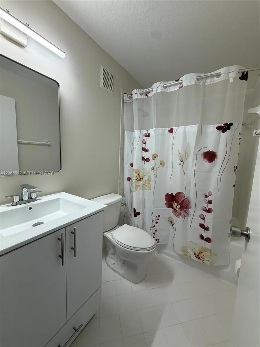 1250 SE 29th St #202-58 Homestead, FL 33035