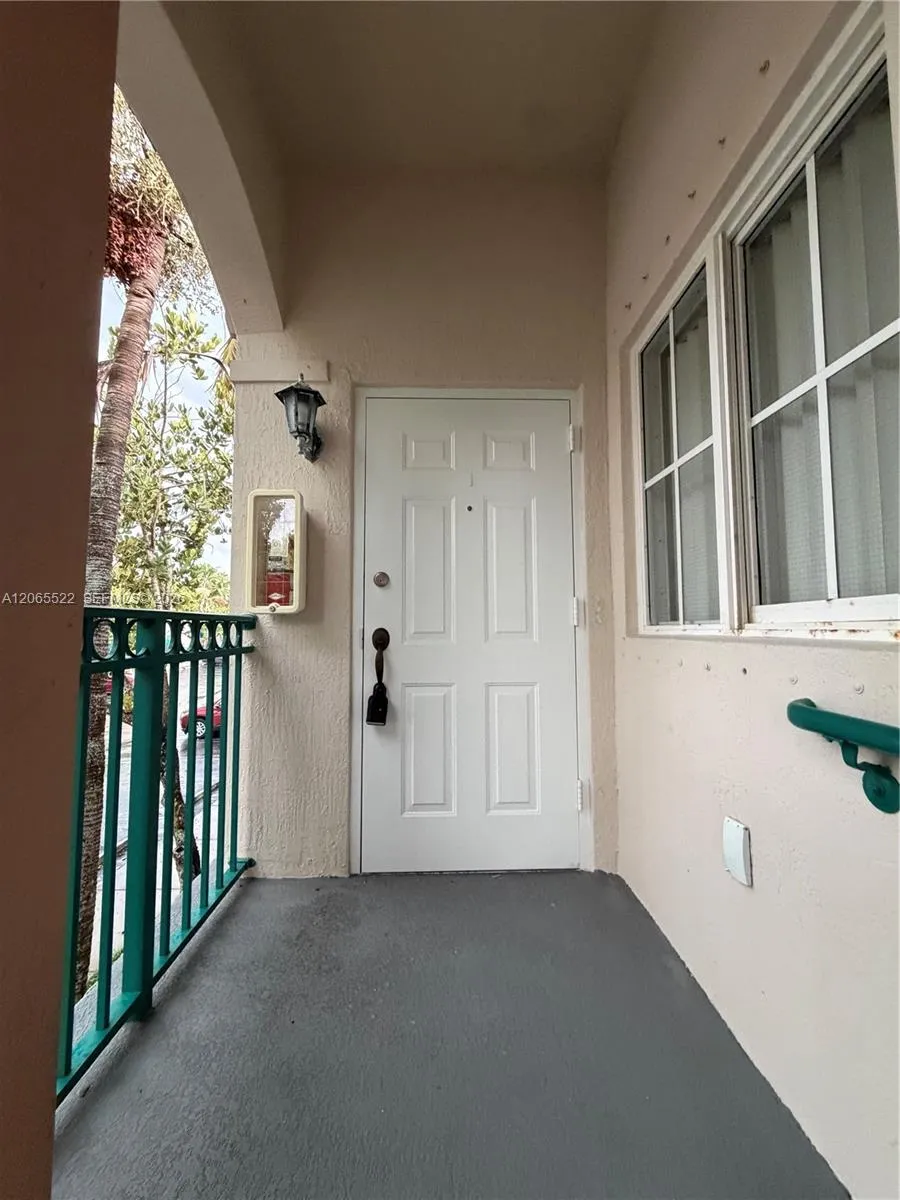 1250 SE 29th St #202-58 Homestead, FL 33035