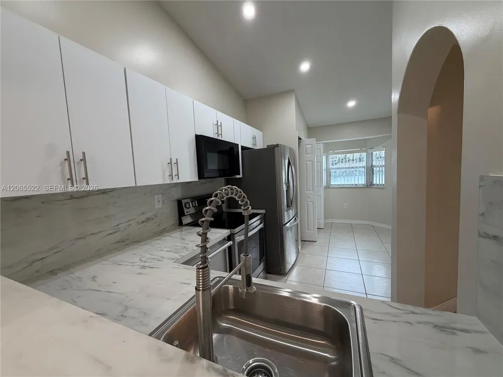 1250 SE 29th St #202-58 Homestead, FL 33035
