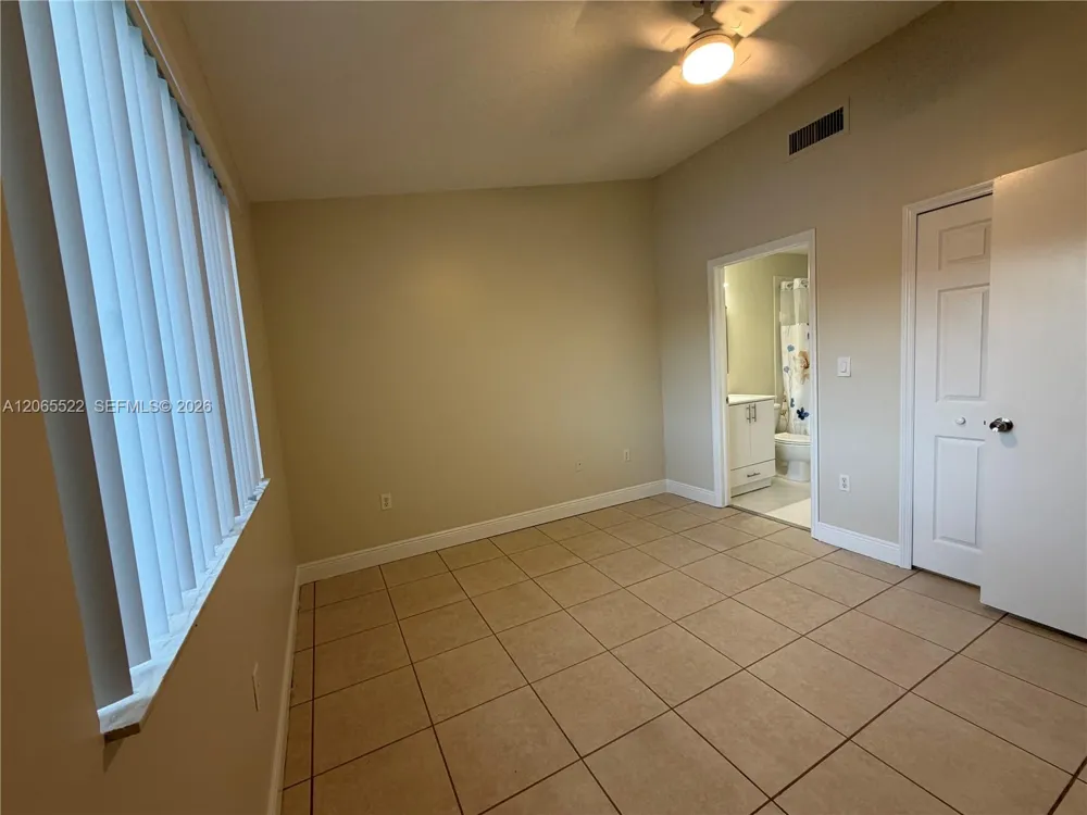 1250 SE 29th St #202-58 Homestead, FL 33035