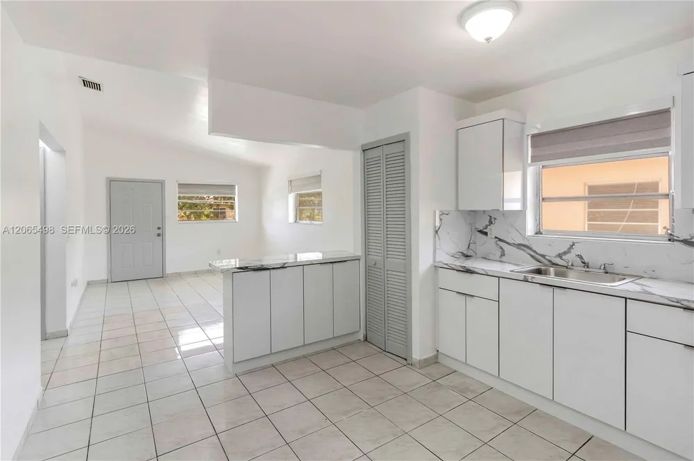 642 E 2nd Ave #A Hialeah, FL 33010