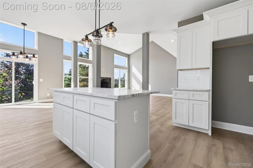 125 Ridge Field Court Oxford Charter Township, MI 48371