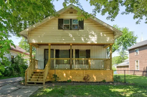 2535 SCHAEFER STREET
