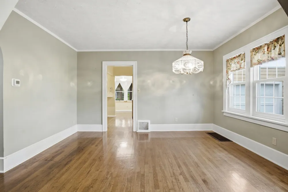 909 Moulton Avenue North Muskegon City, MI 49445