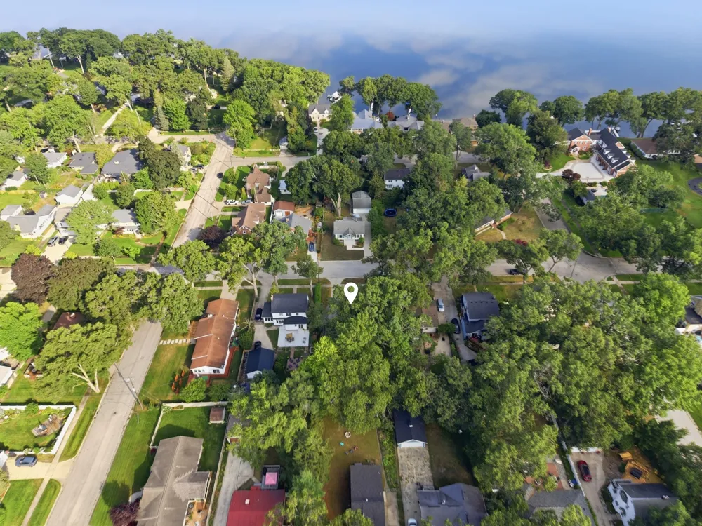 909 Moulton Avenue North Muskegon City, MI 49445