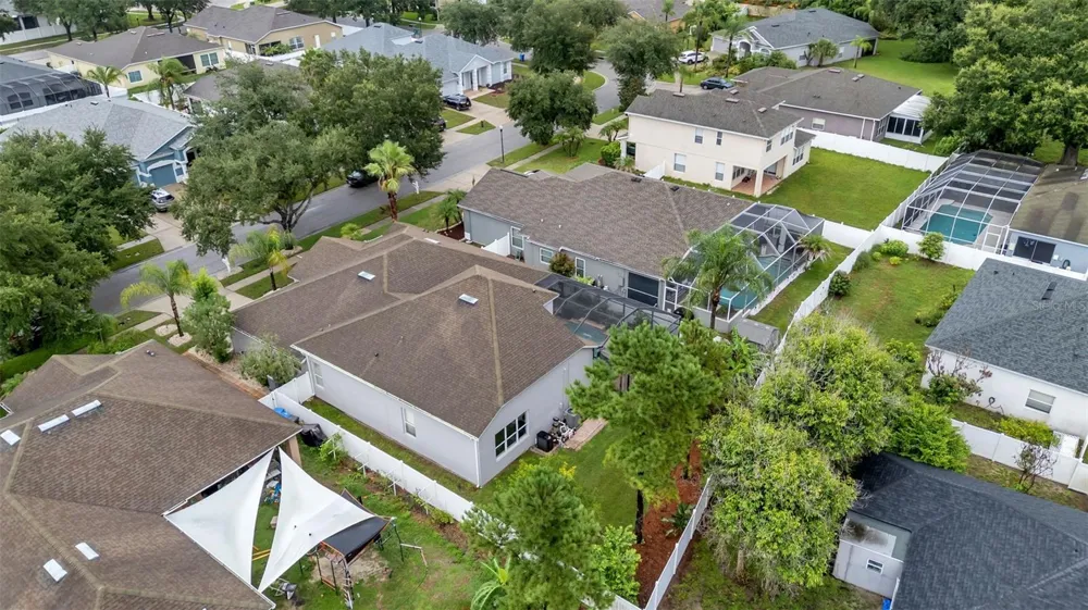 2041 HEARTLAND CIRCLE Valrico, FL 33594