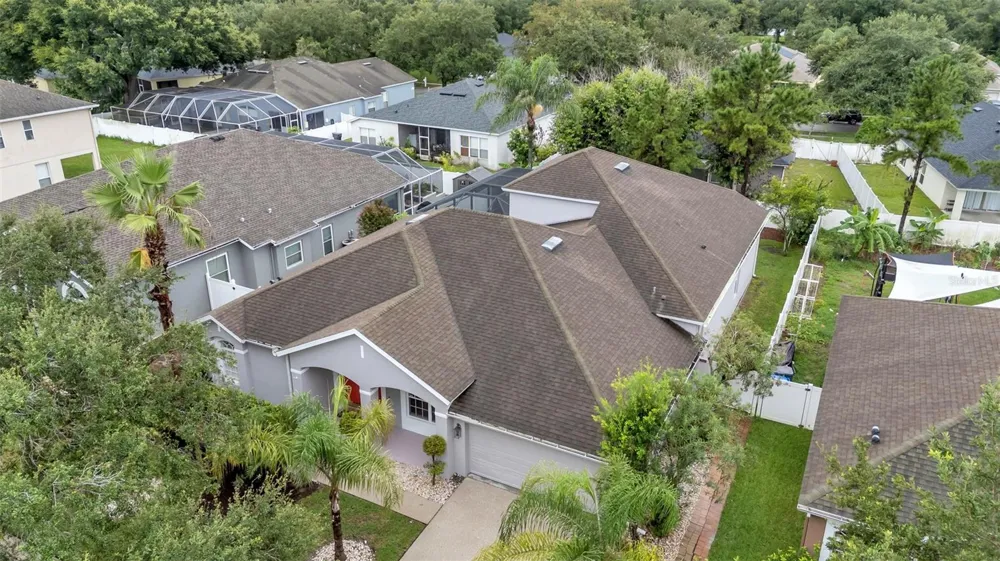 2041 HEARTLAND CIRCLE Valrico, FL 33594