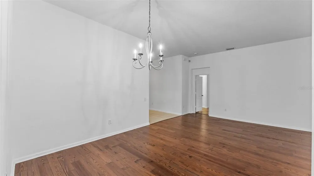 2041 HEARTLAND CIRCLE Valrico, FL 33594