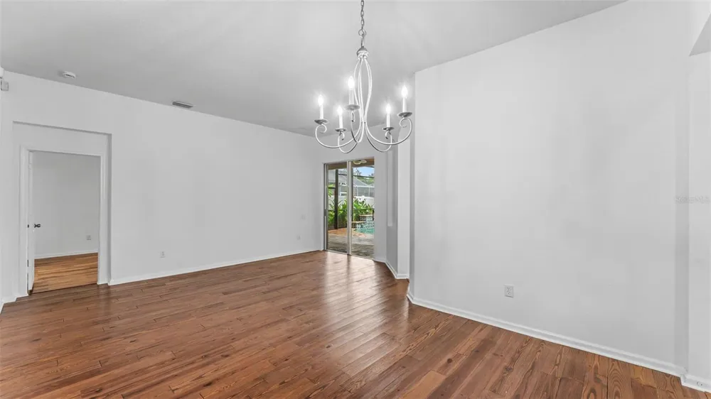 2041 HEARTLAND CIRCLE Valrico, FL 33594