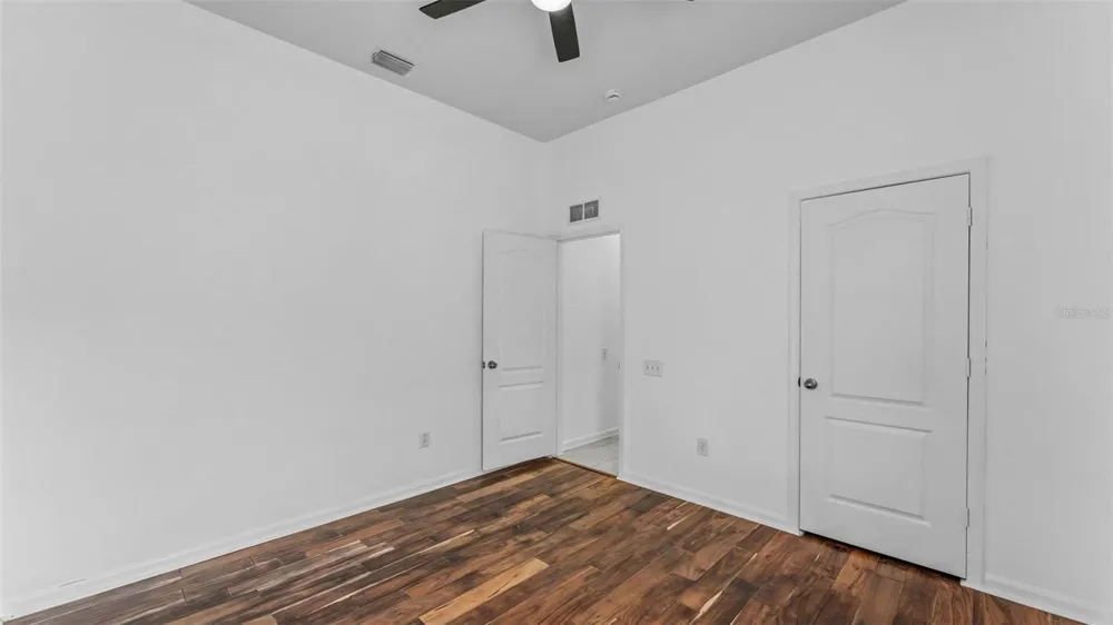2041 HEARTLAND CIRCLE Valrico, FL 33594