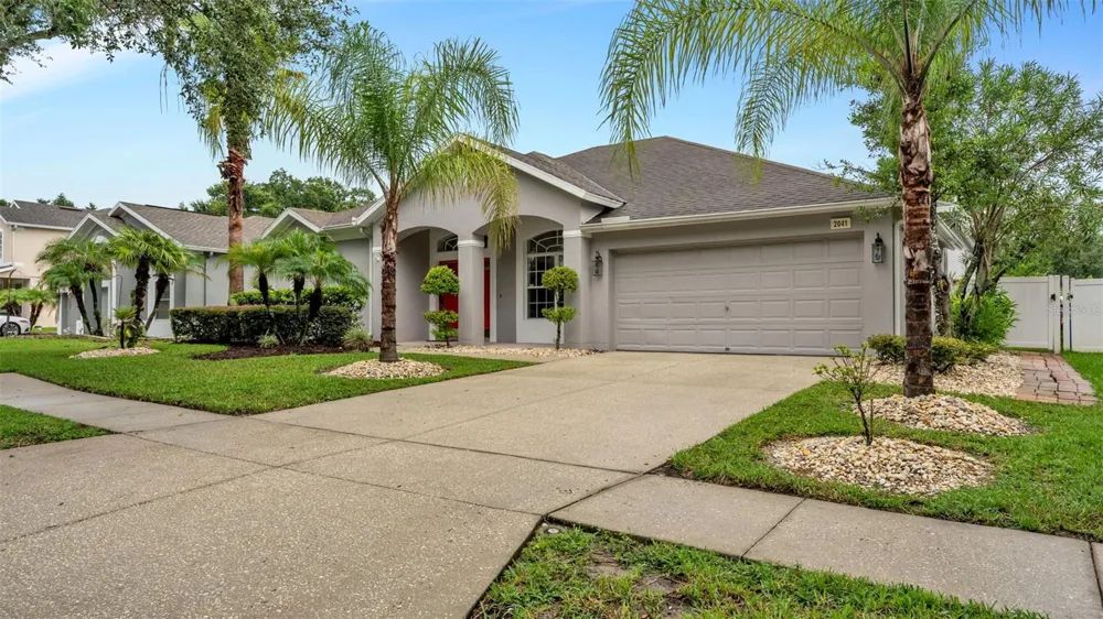 2041 HEARTLAND CIRCLE Valrico, FL 33594