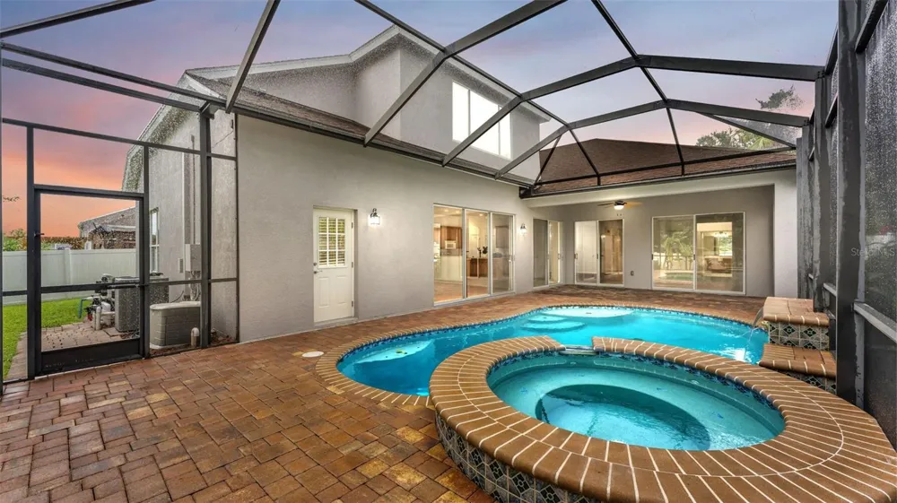 2041 HEARTLAND CIRCLE Valrico, FL 33594