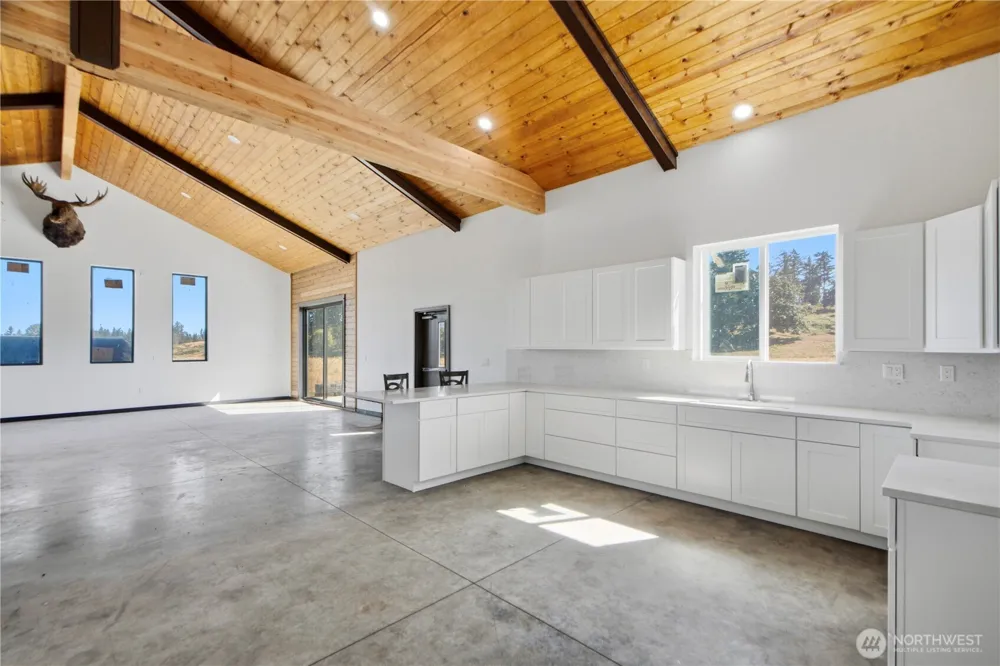 23028 SE 400th St Enumclaw, WA 98022