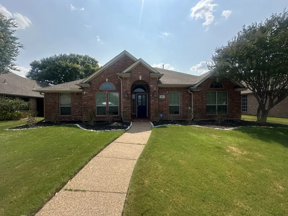 209 Longmeadow Drive Coppell, TX 75019