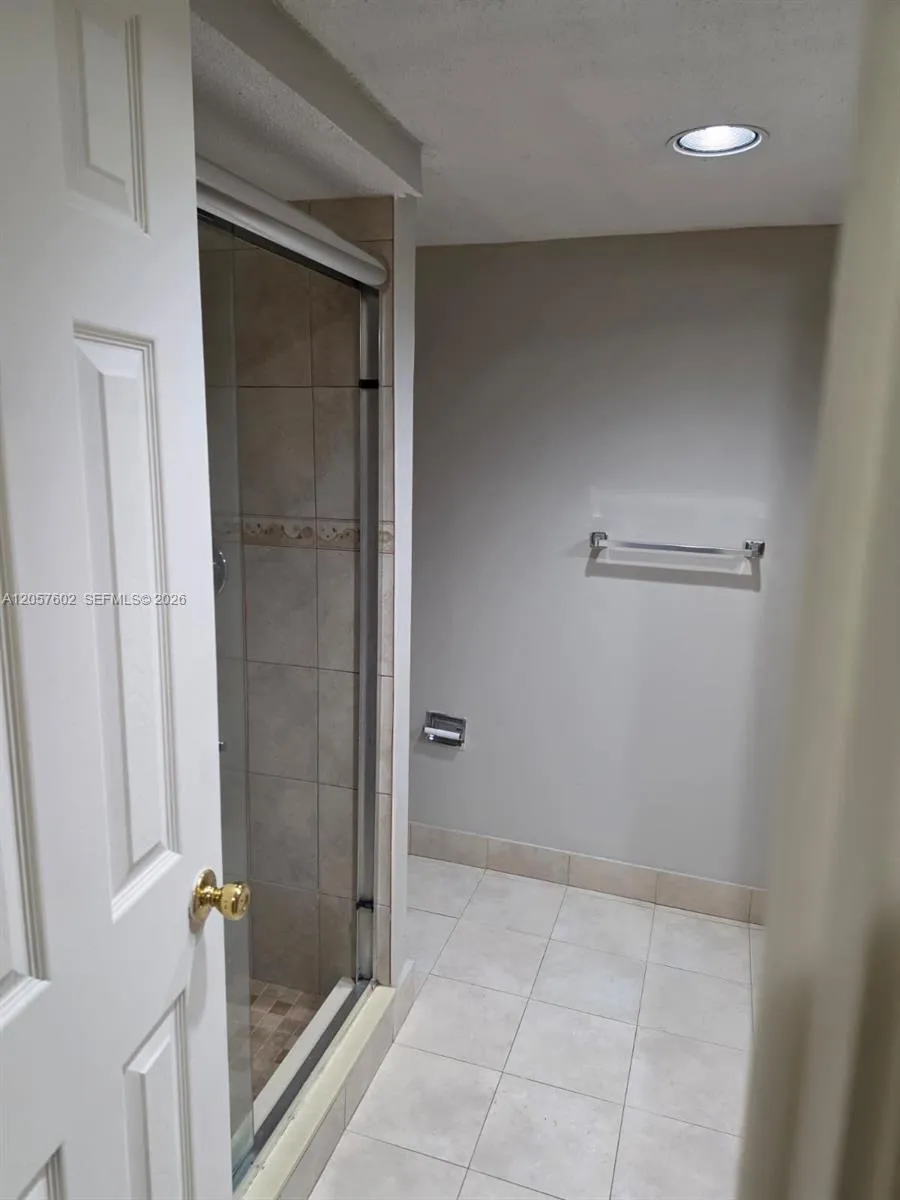 6630 Racquet Club Dr #163 Lauderhill, FL 33319