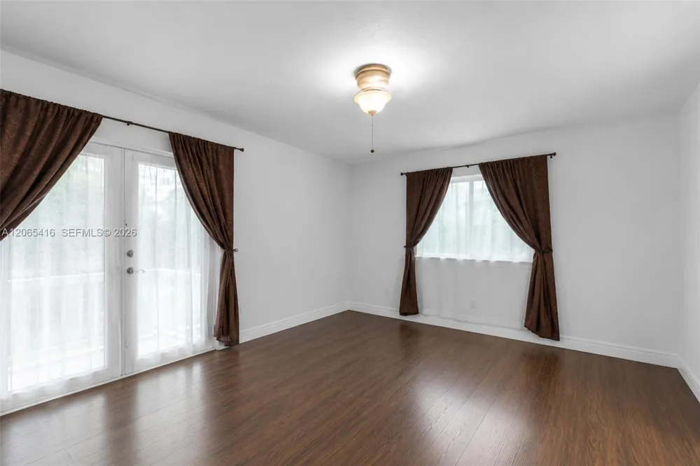 20301 SW 105th Ave Cutler Bay, FL 33189