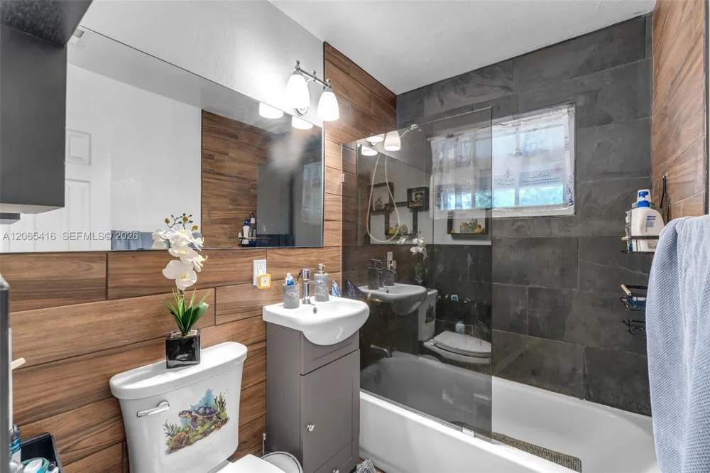 20301 SW 105th Ave Cutler Bay, FL 33189