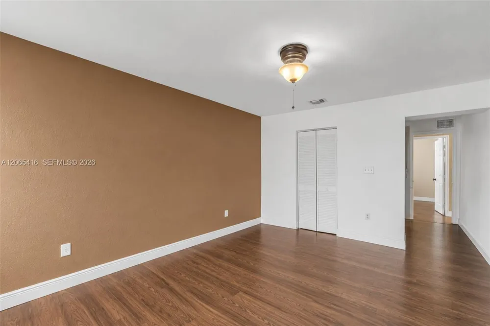 20301 SW 105th Ave Cutler Bay, FL 33189