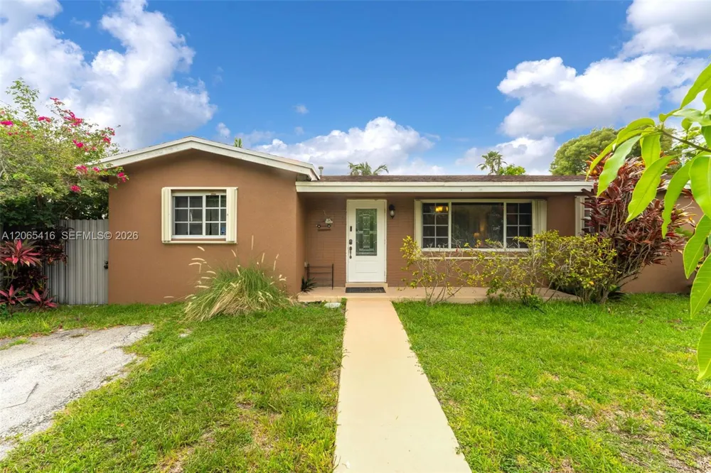 20301 SW 105th Ave Cutler Bay, FL 33189