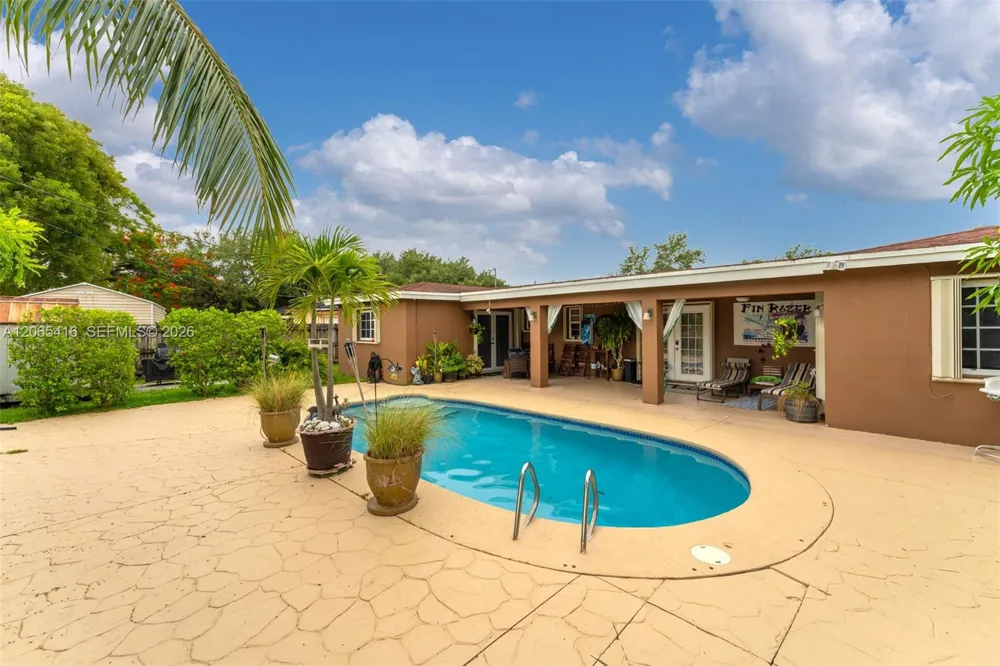 20301 SW 105th Ave Cutler Bay, FL 33189