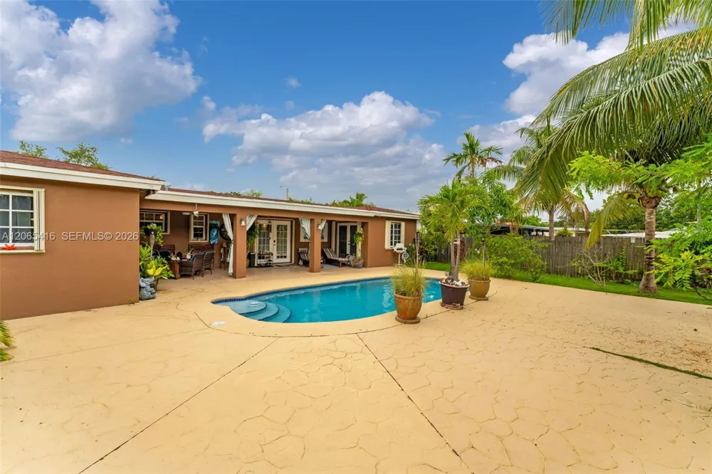20301 SW 105th Ave Cutler Bay, FL 33189
