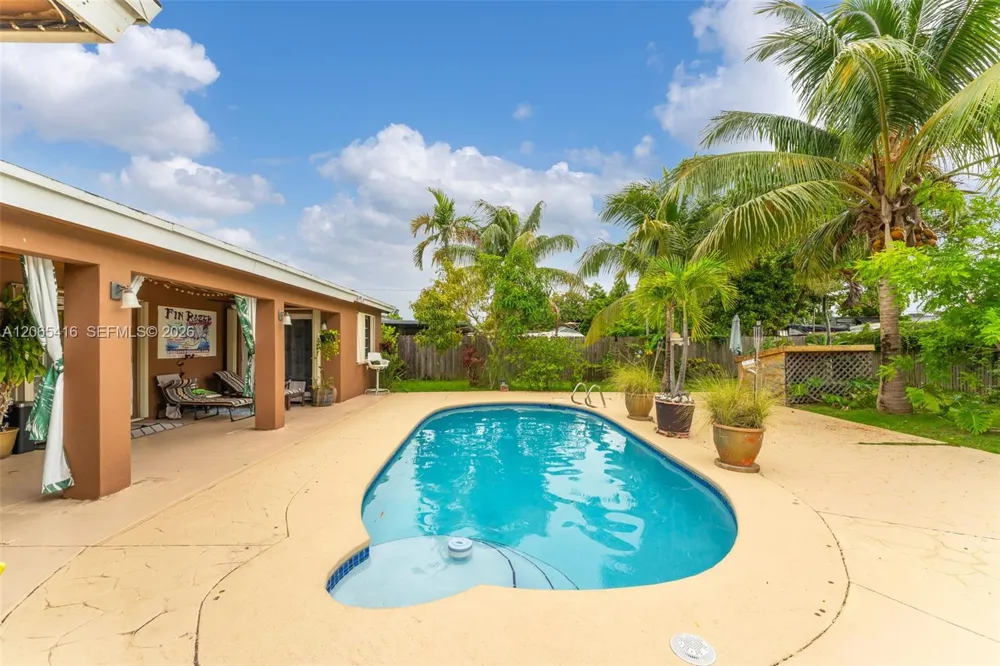 20301 SW 105th Ave Cutler Bay, FL 33189