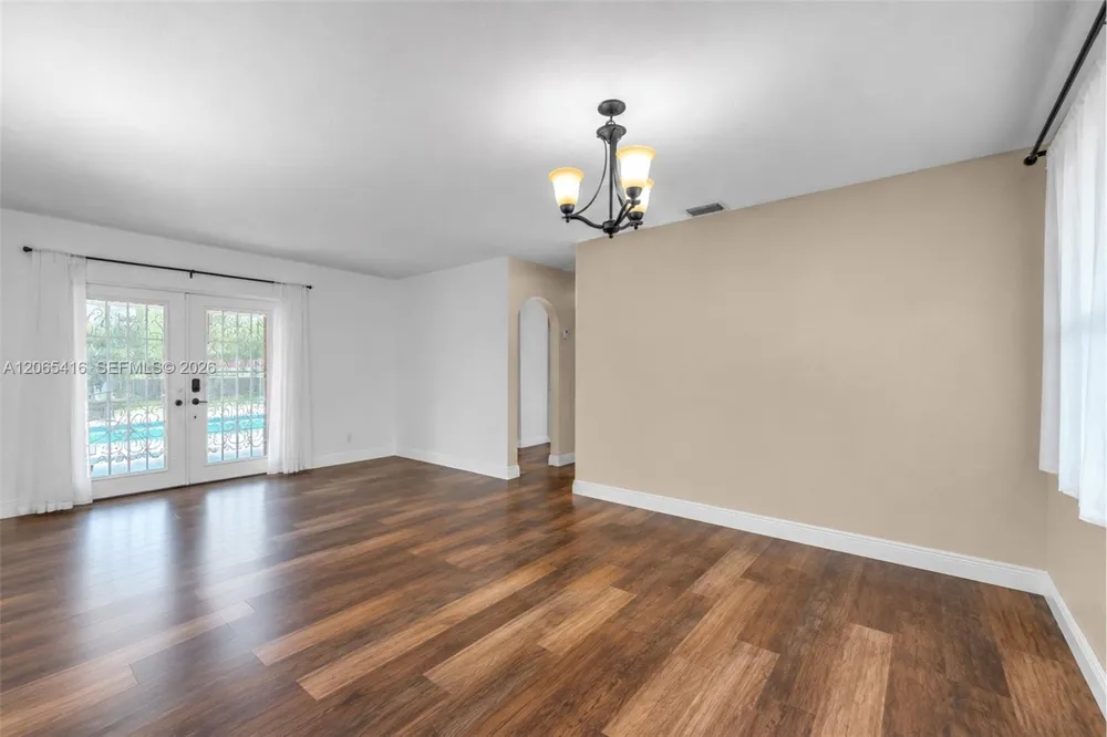 20301 SW 105th Ave Cutler Bay, FL 33189