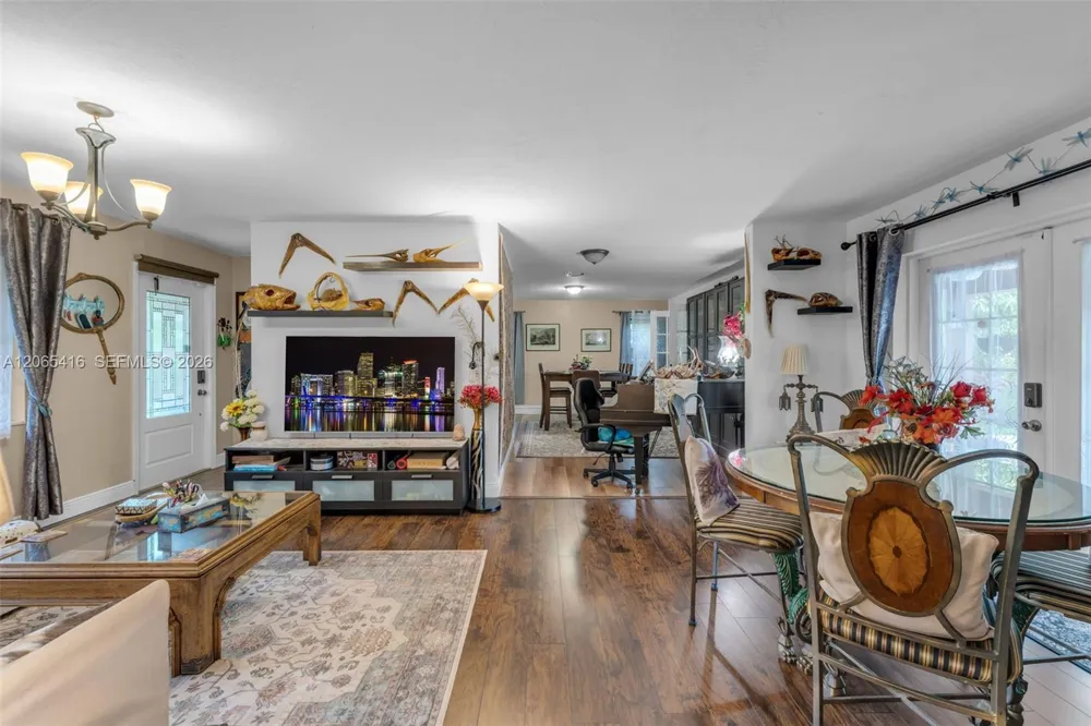 20301 SW 105th Ave Cutler Bay, FL 33189