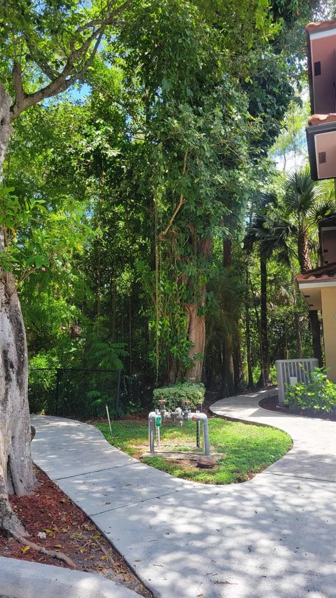 6920 W Sample Road Coral Springs, FL 33067