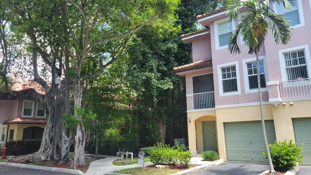 6920 W Sample Road Coral Springs, FL 33067