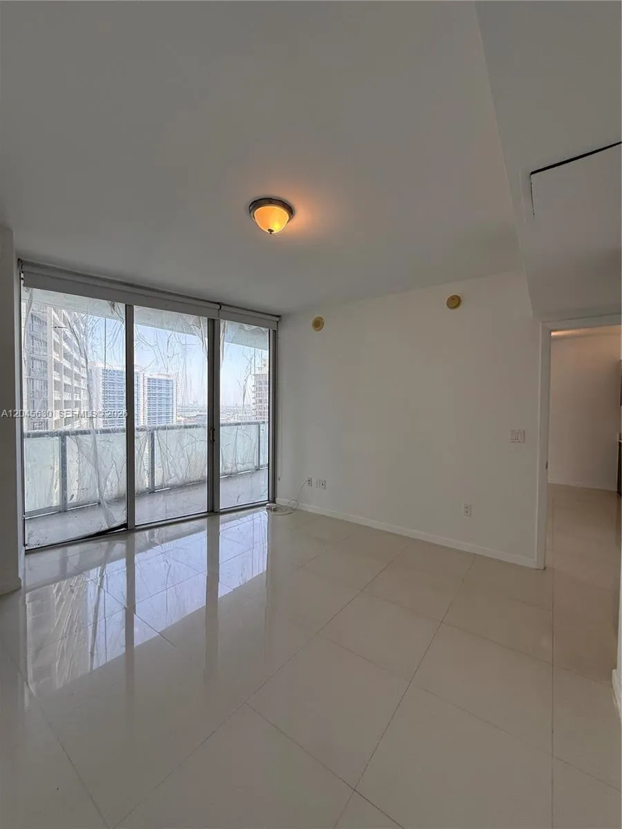 495 Brickell Ave #3106 Miami, FL 33131