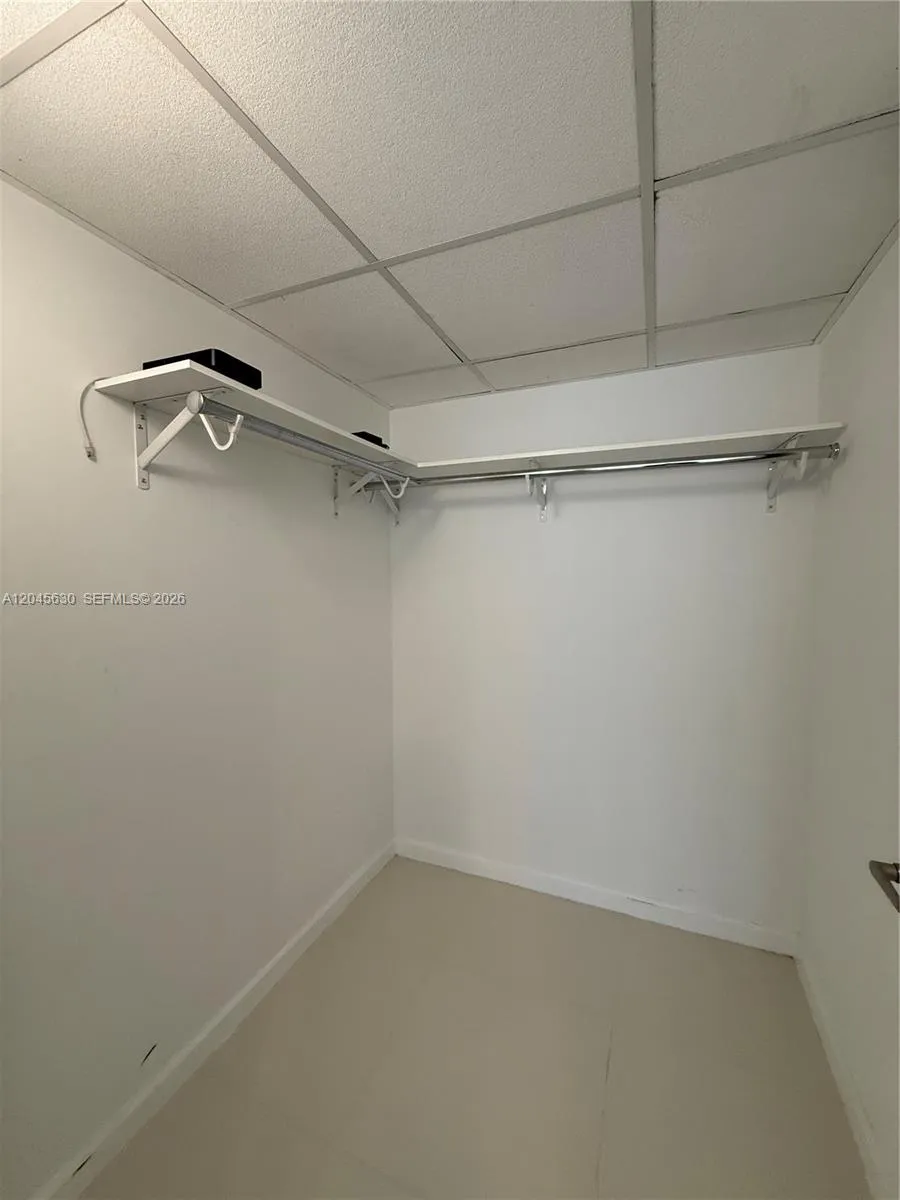 495 Brickell Ave #3106 Miami, FL 33131