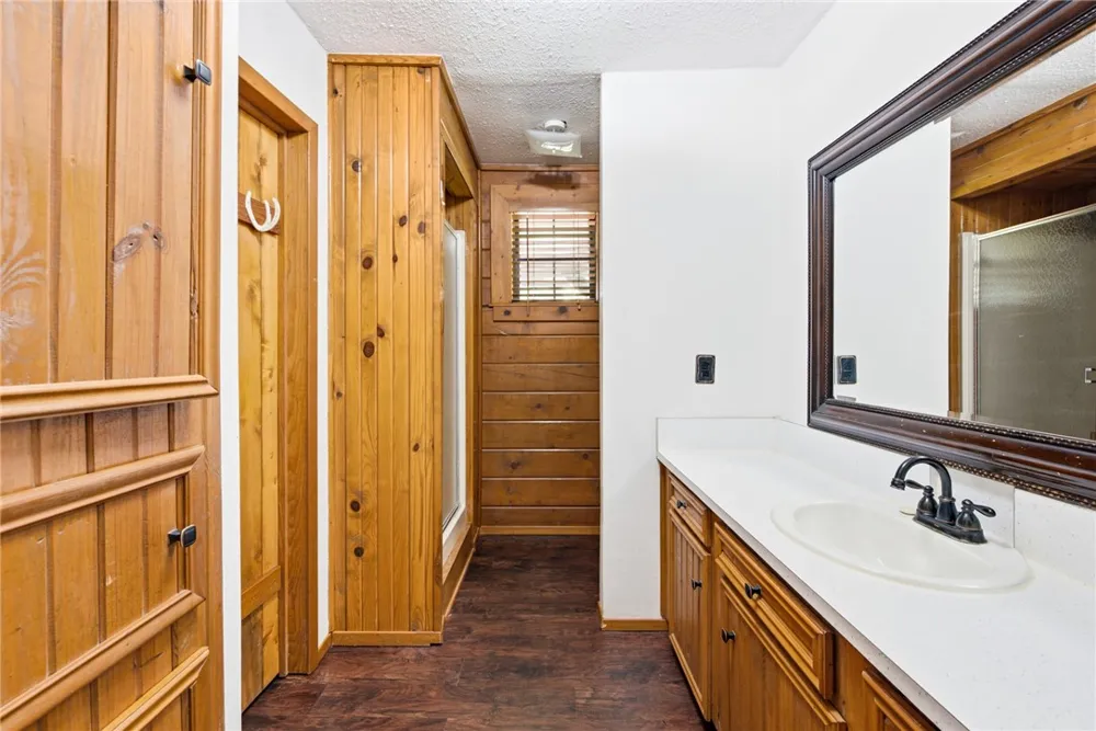 577 Watson Road Normangee, TX 77871