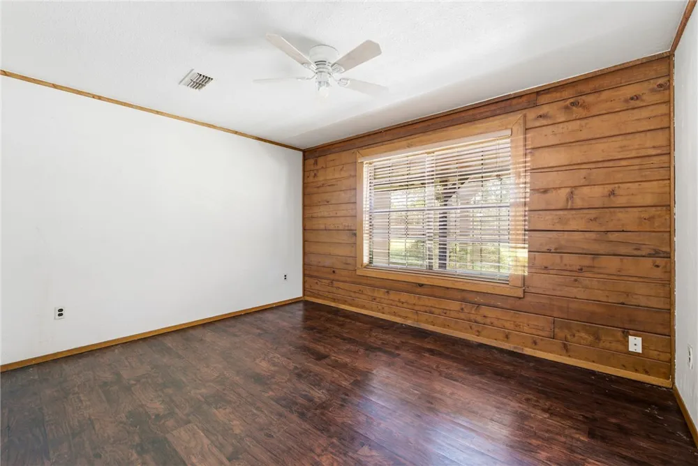 577 Watson Road Normangee, TX 77871