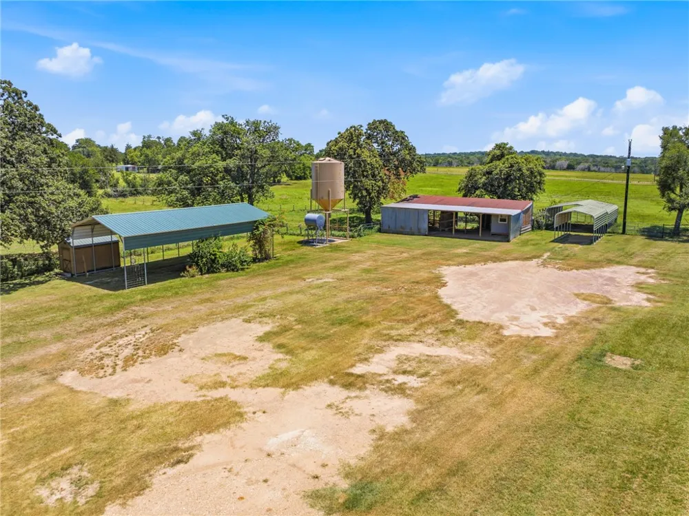 577 Watson Road Normangee, TX 77871