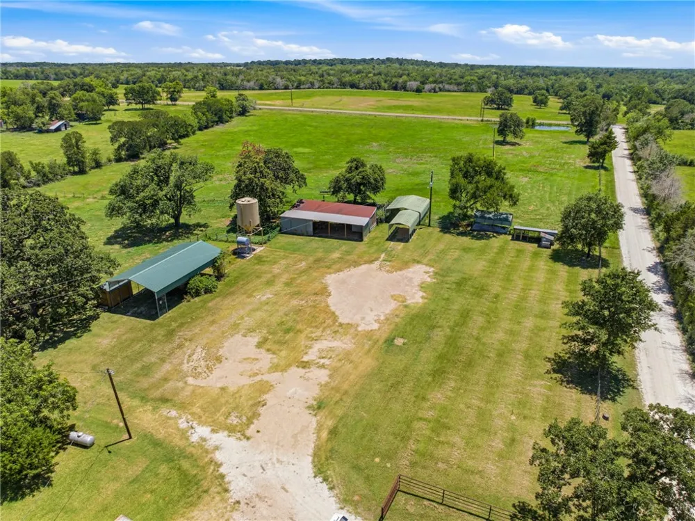 577 Watson Road Normangee, TX 77871